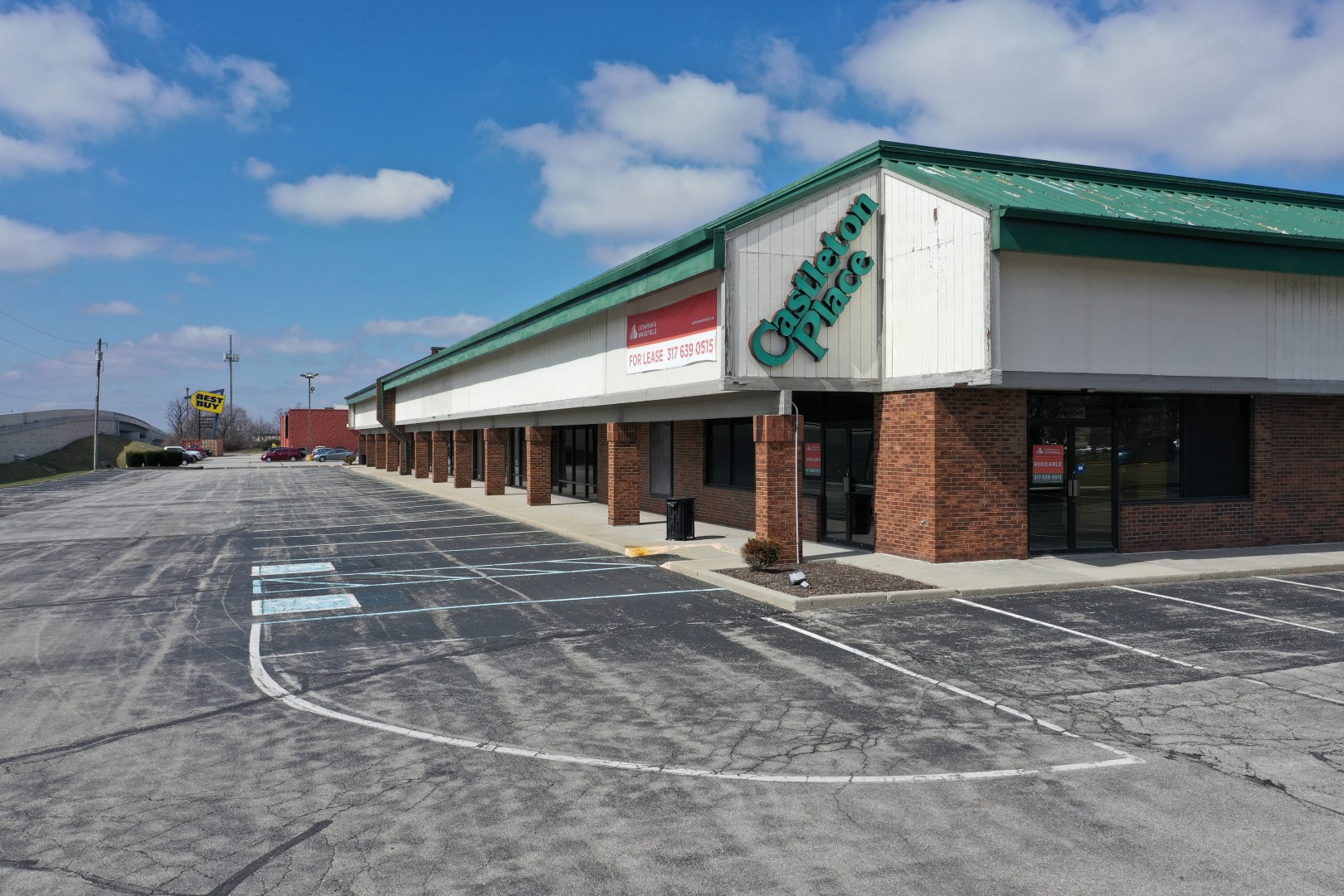 Castleton Place Indianapolis, IN Marketplace