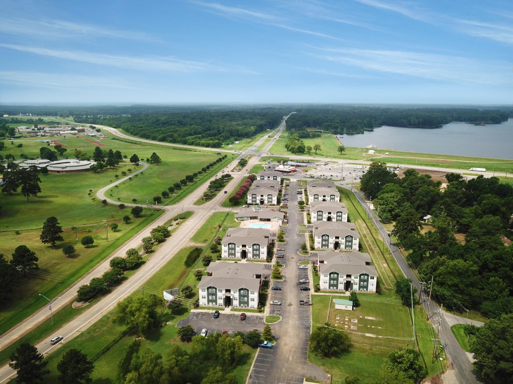 Frog Pond Apartments Marketplace