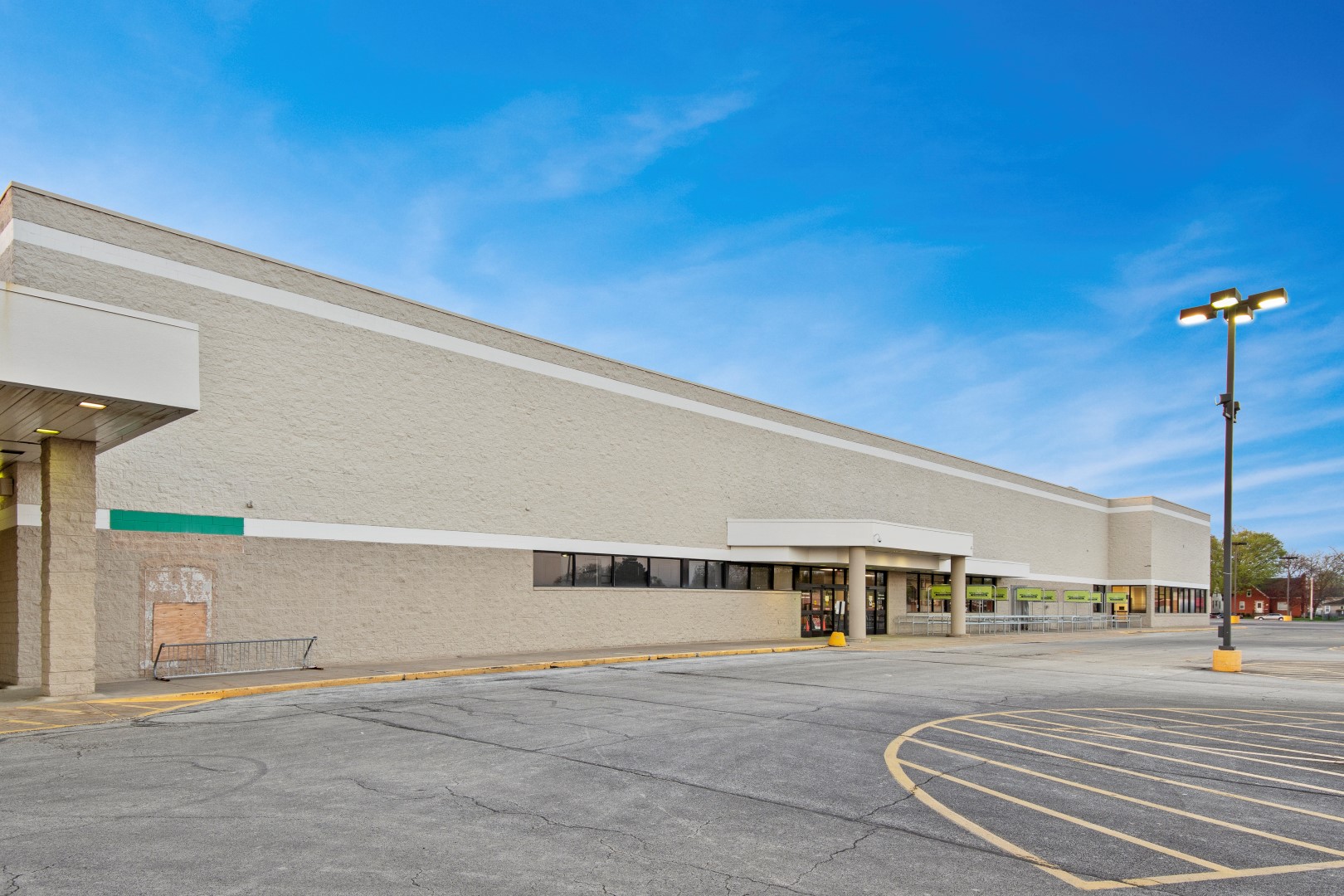 Meadowview Shopping Center Marketplace