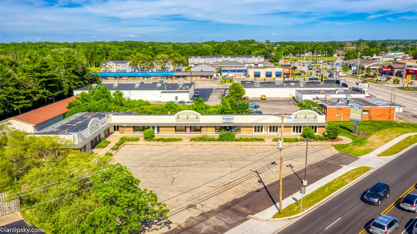 Jenison, Michigan MixedUse ValueAdd Portfolio with Potential