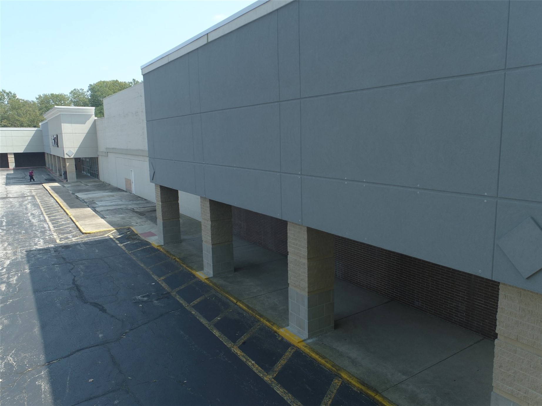 Saybrook Plaza Big Lots & Giant Eagle Anchored (Cleveland MSA