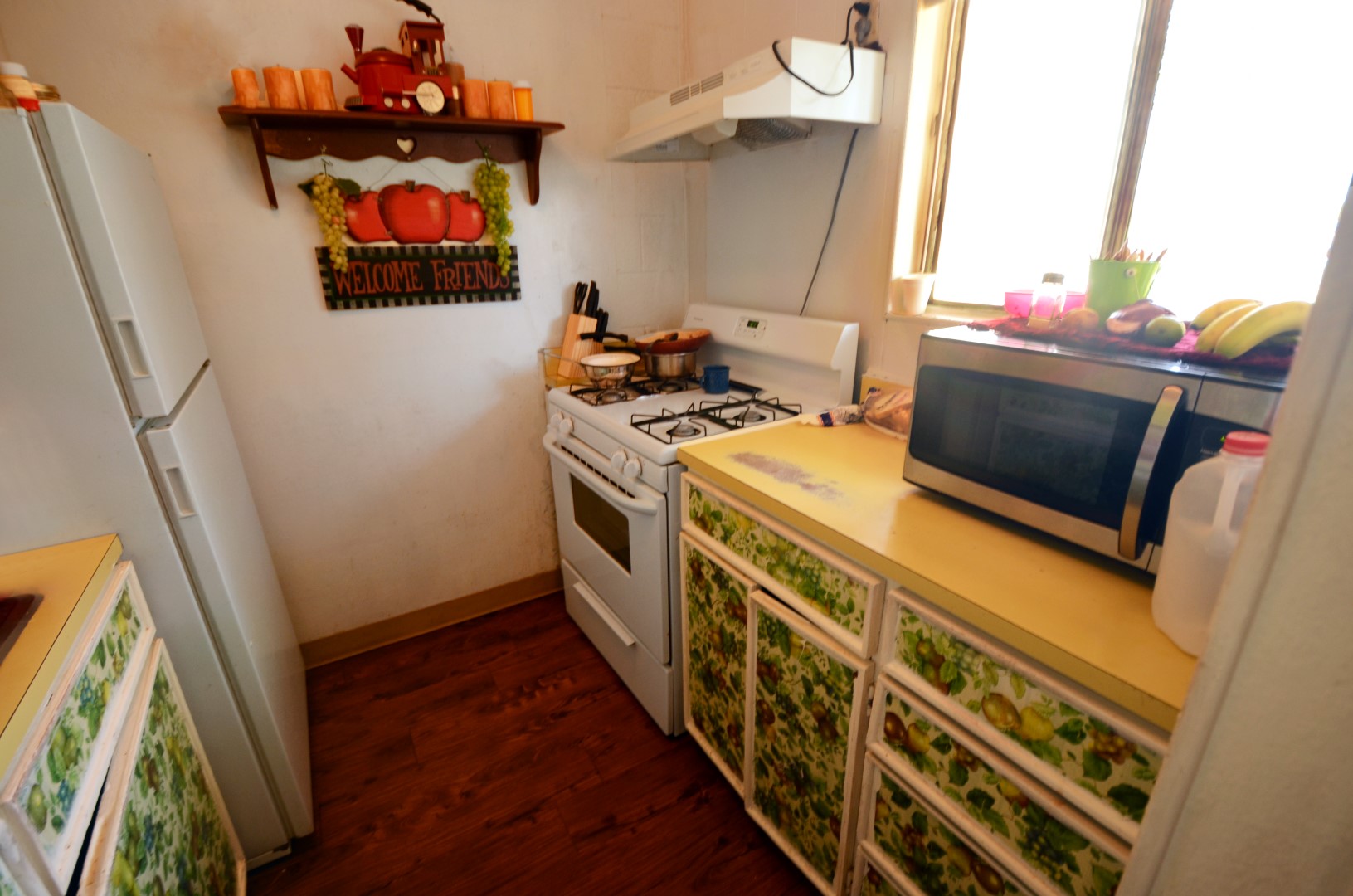 Village Place Apartments Marketplace