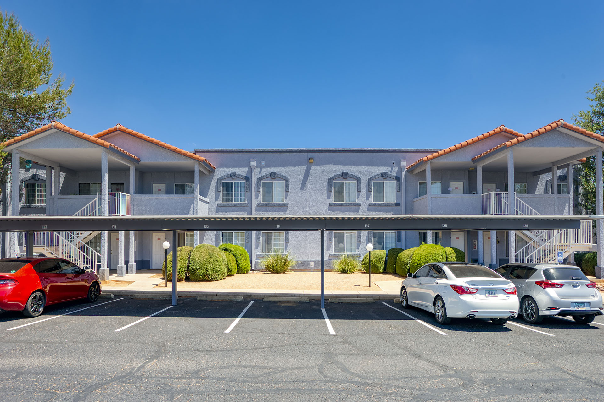 Montego Bay Apartments Marketplace