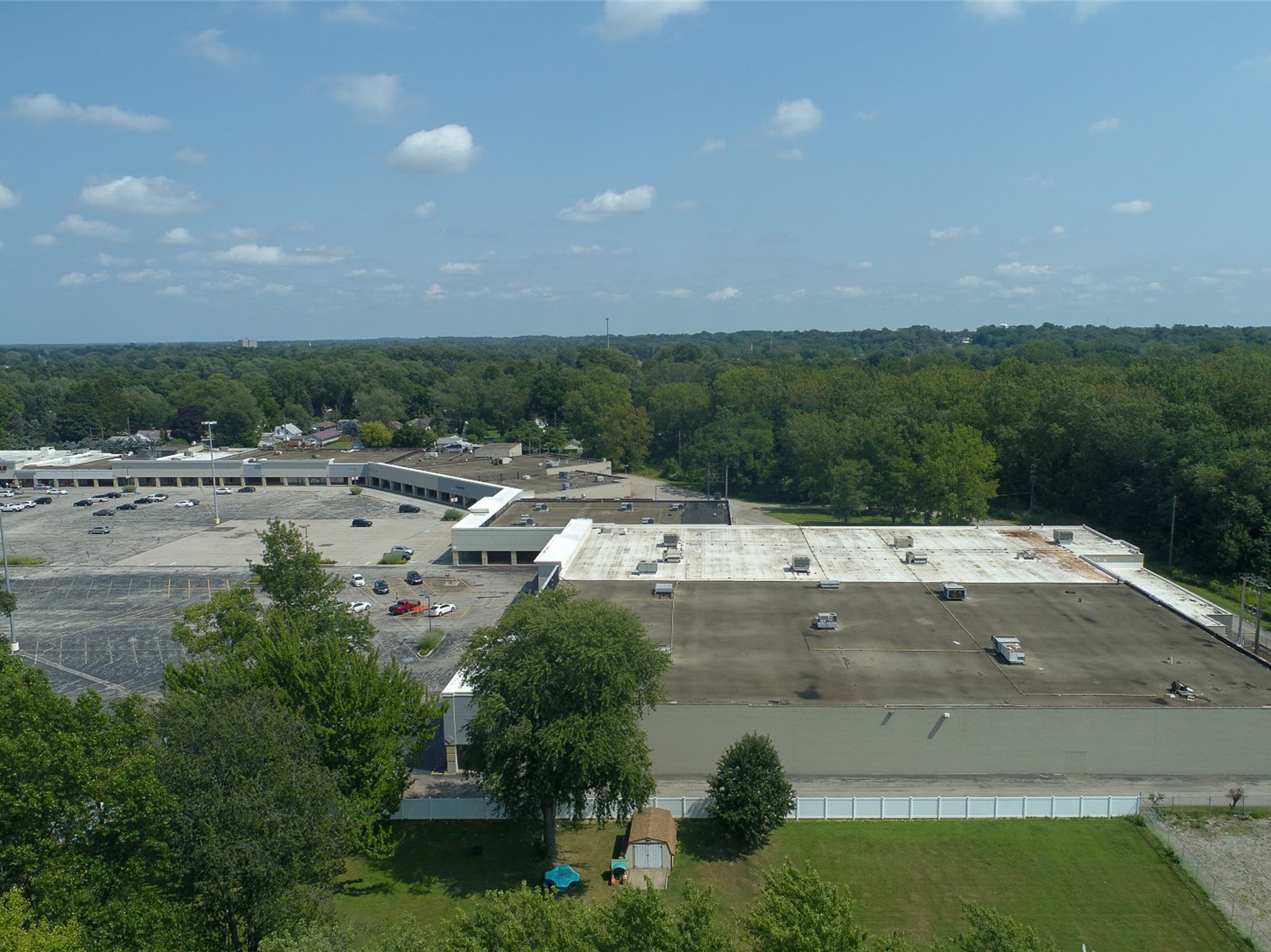 Saybrook Plaza Big Lots & Giant Eagle Anchored (Cleveland MSA
