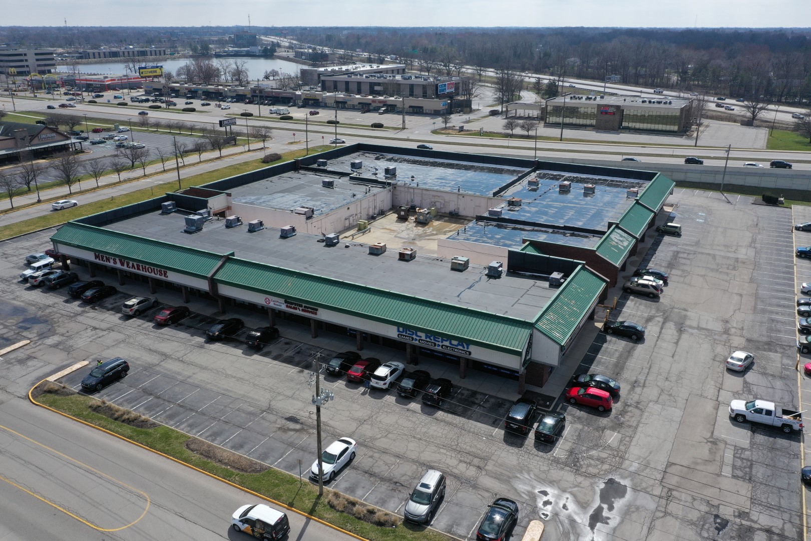 Castleton Place Indianapolis, IN Marketplace