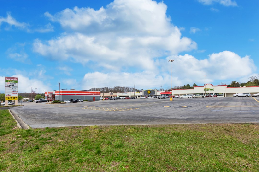 Tellico Plaza Marketplace