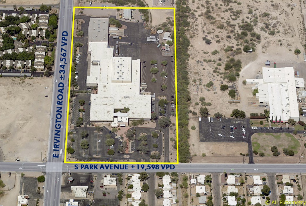 Tucson 220,000 SF Industrial 54k VPD Marketplace