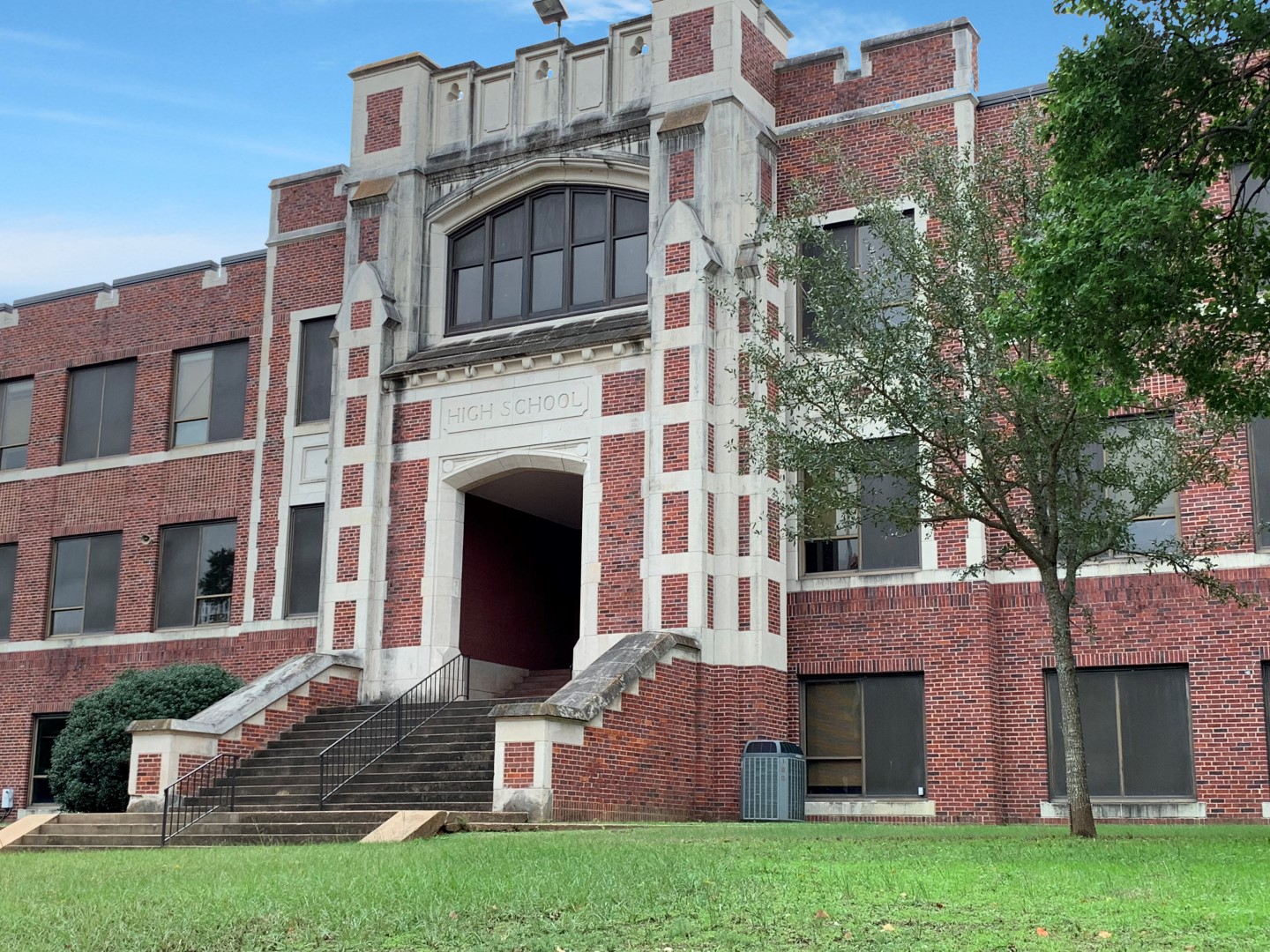 Former Marshall Junior High School Marketplace