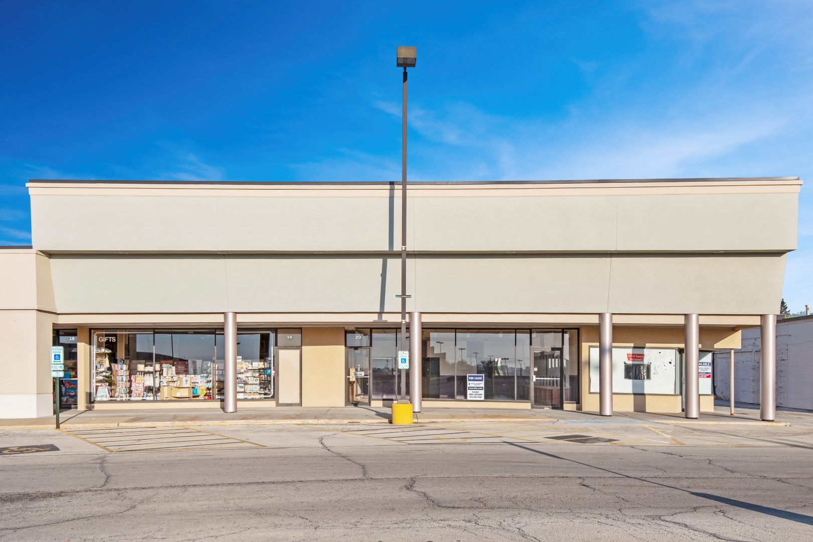 Meadowview Shopping Center Marketplace