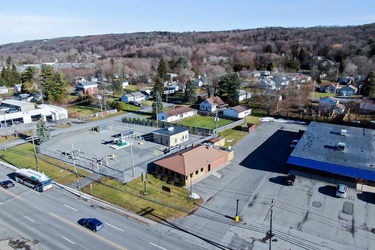 Absolute $1 Auction: Former Pizza Hut – Nedrow, NY - Marketplace