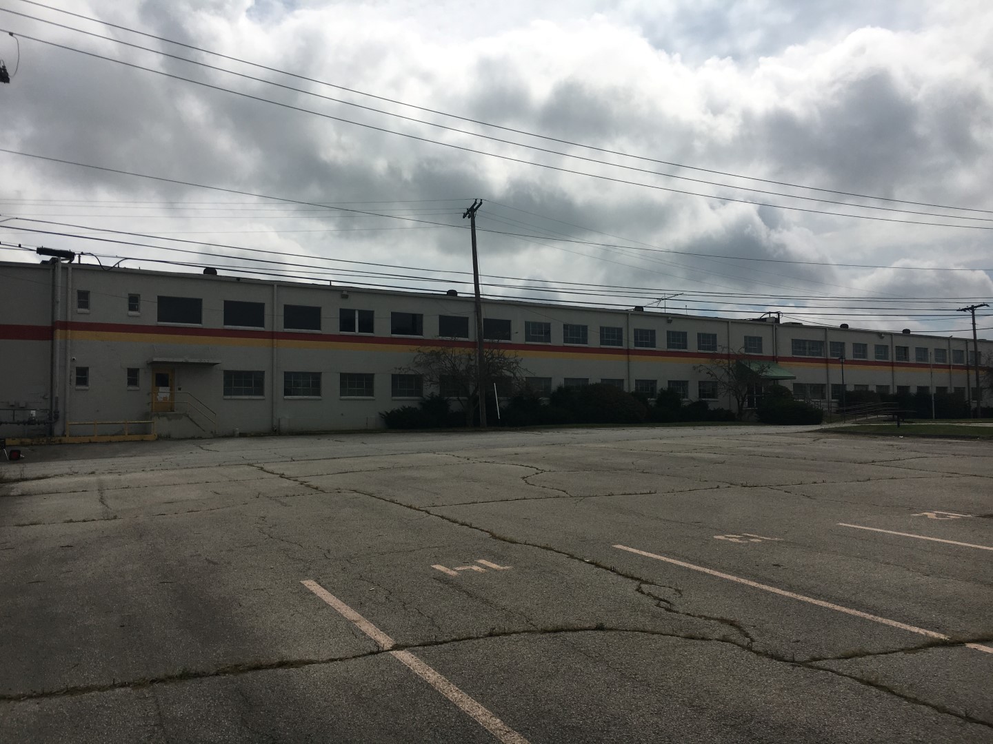 Indiana 400,000 SF Former Distribution Center REO Marketplace