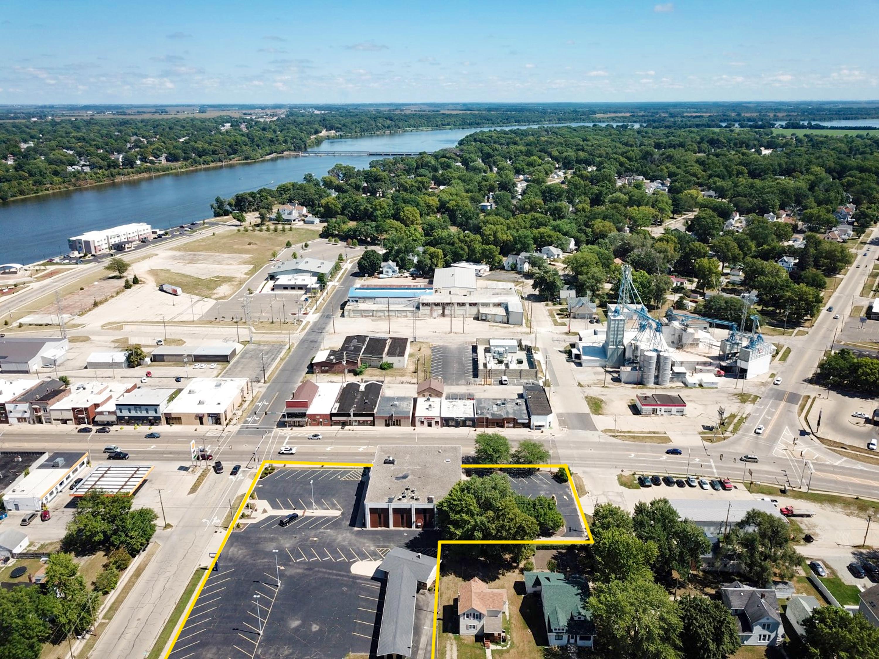 15k-square-foot-value-add-office-retail-marketplace