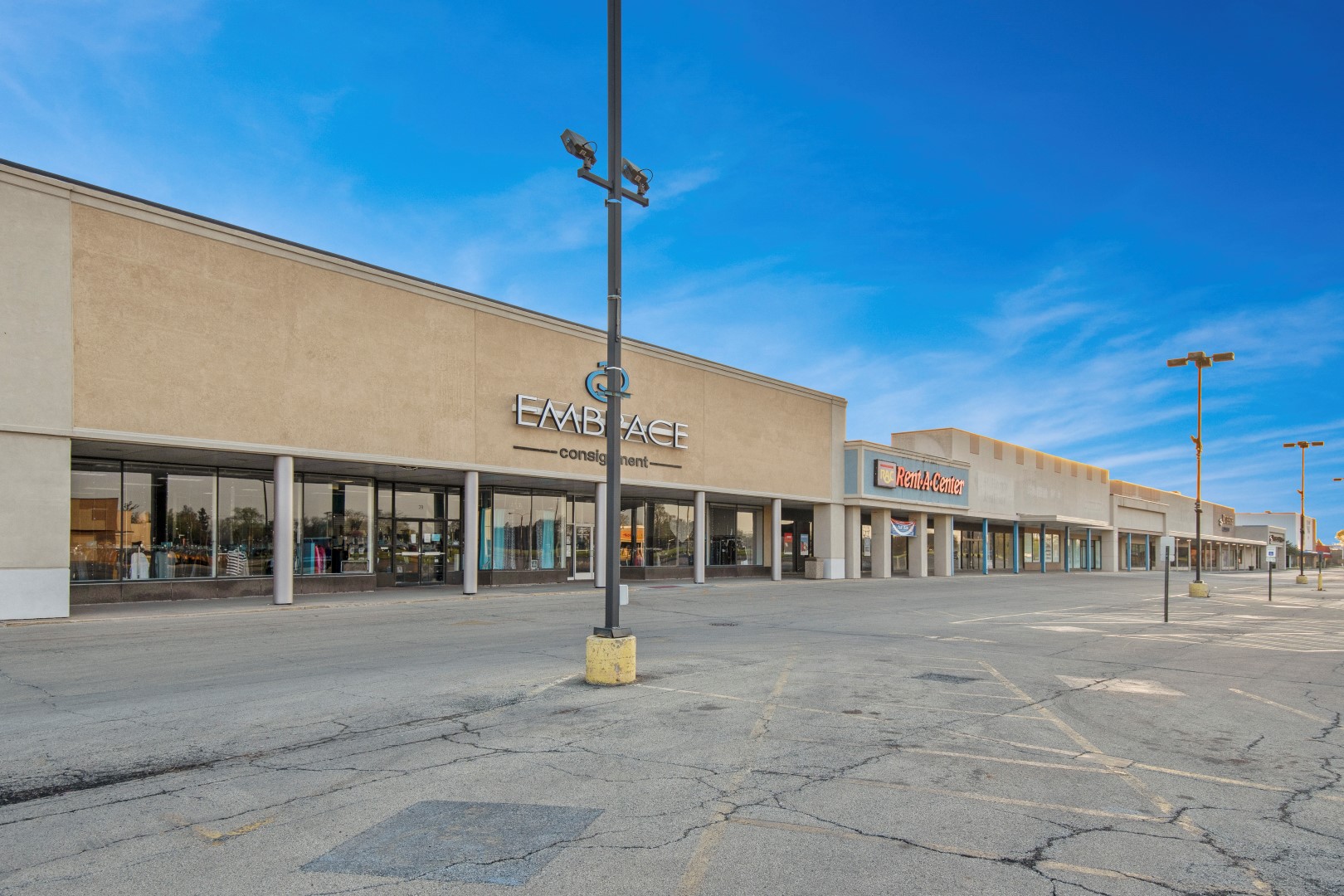 Meadowview Shopping Center Marketplace