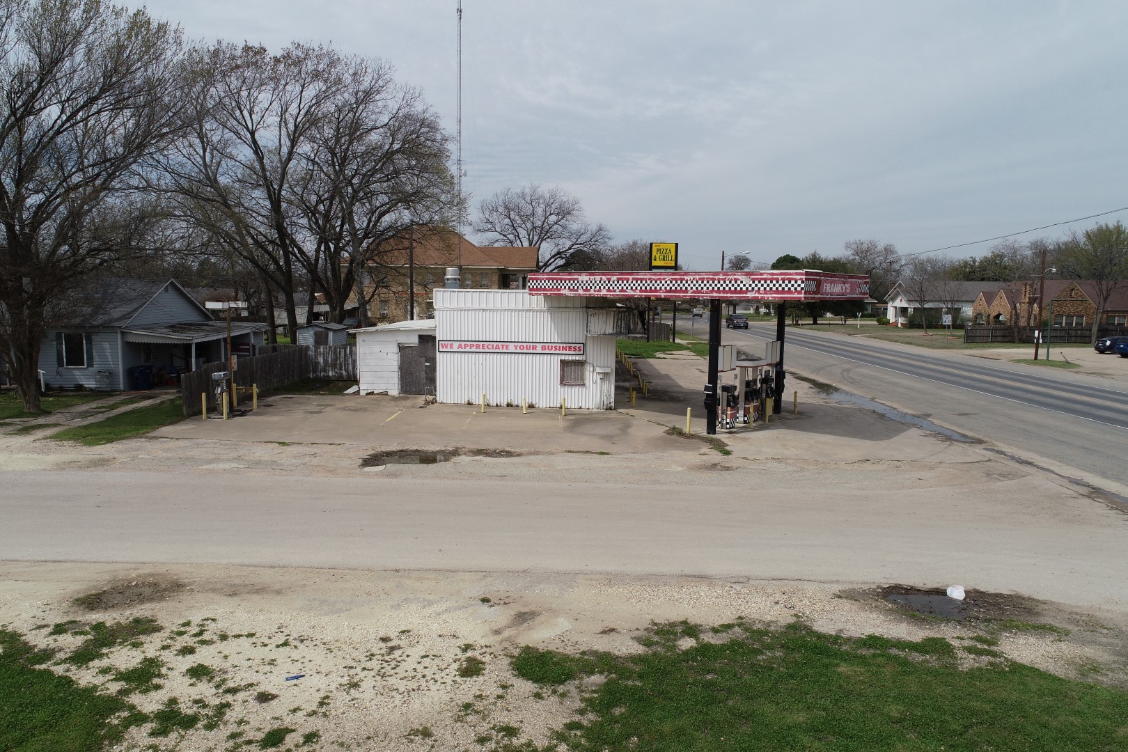 Absolute 1 Auction Former Gas Station, Hubbard, TX Marketplace