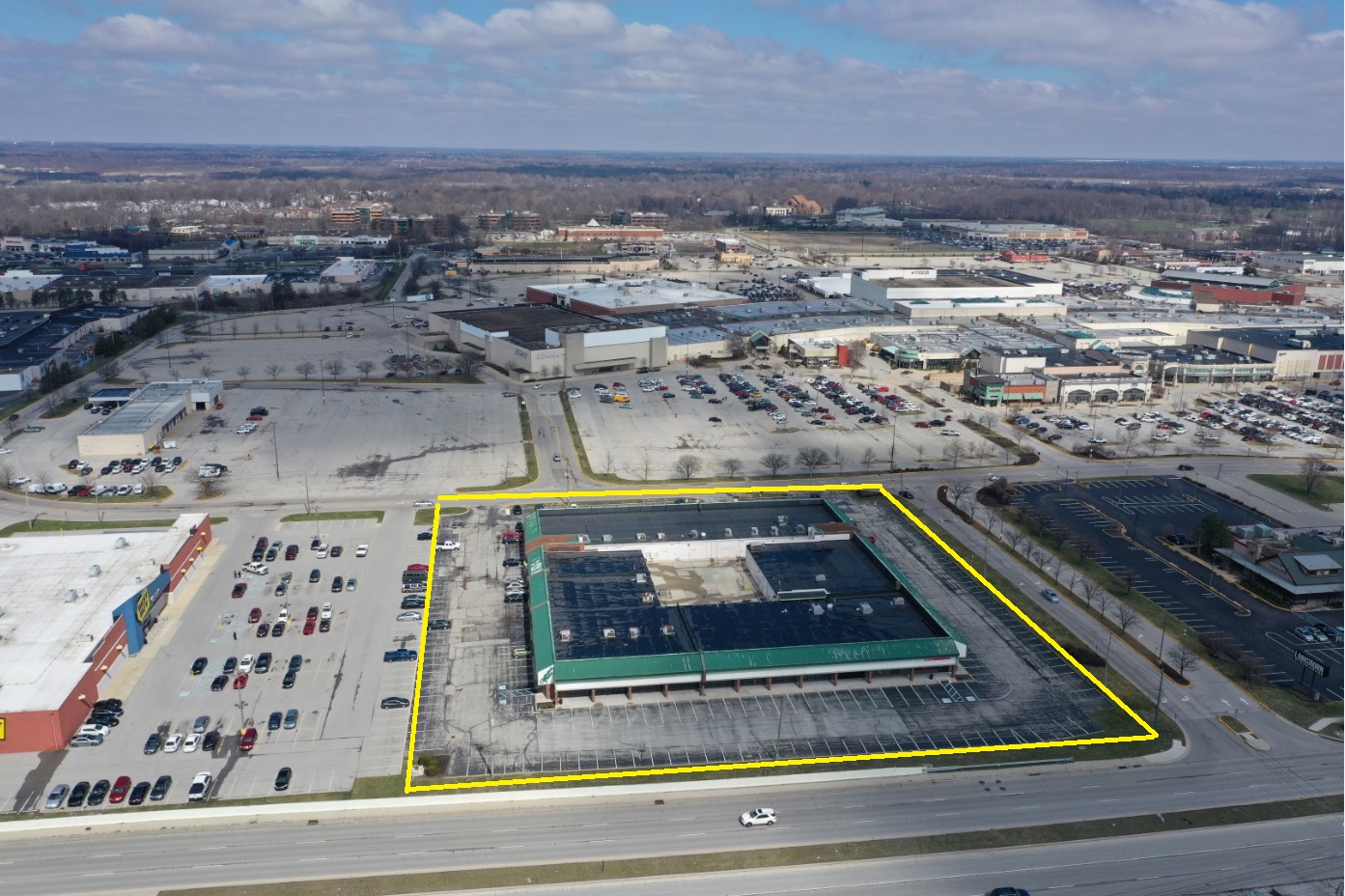 Castleton Place Indianapolis, IN Marketplace