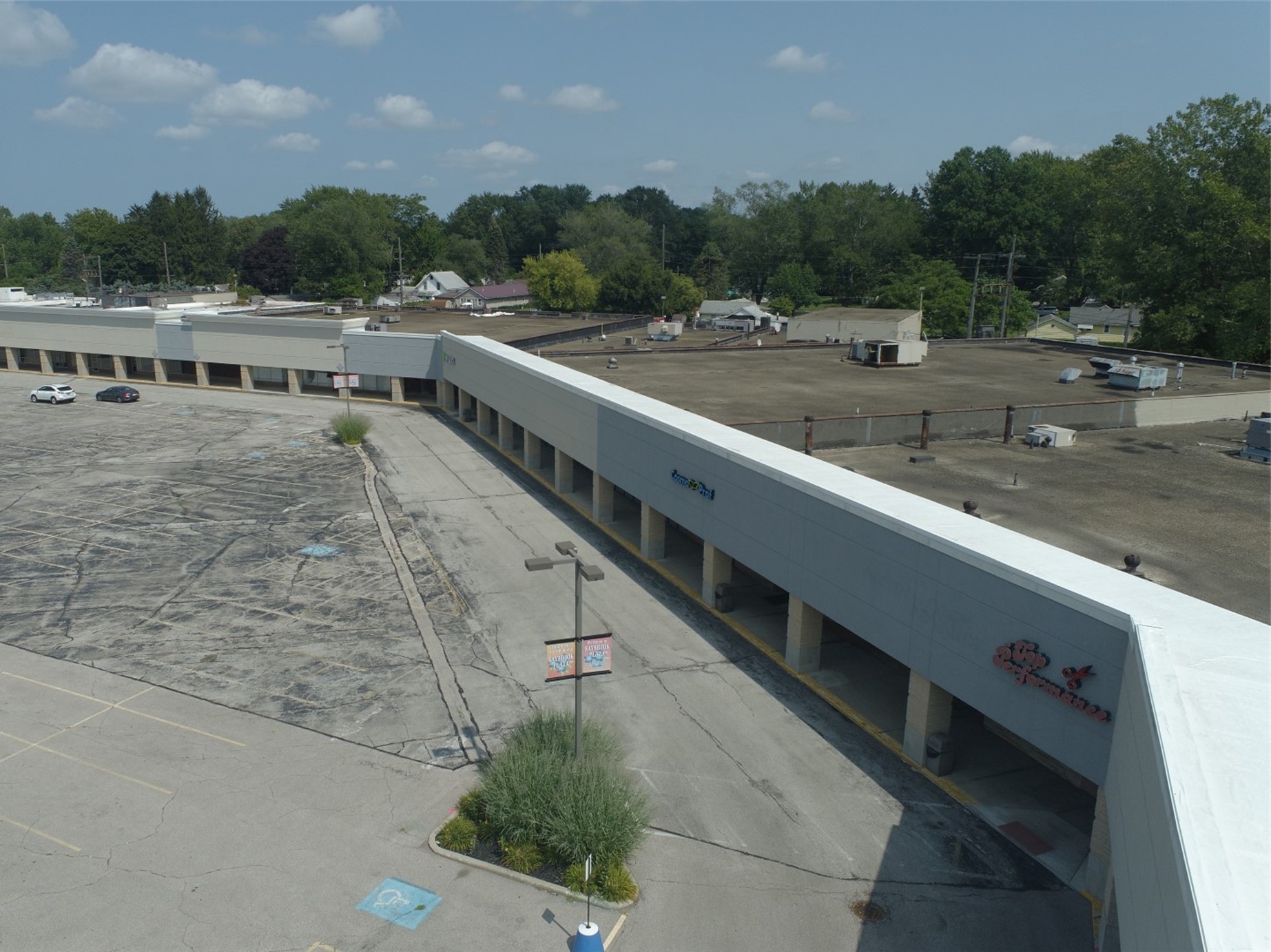 Saybrook Plaza Big Lots & Giant Eagle Anchored (Cleveland MSA