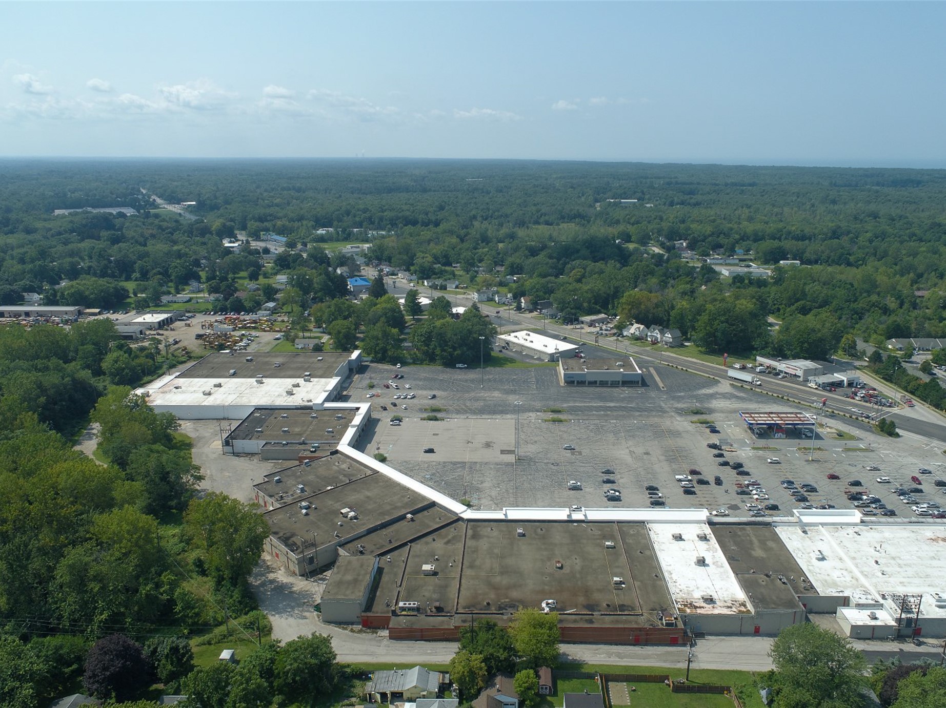 Saybrook Plaza Big Lots & Giant Eagle Anchored (Cleveland MSA