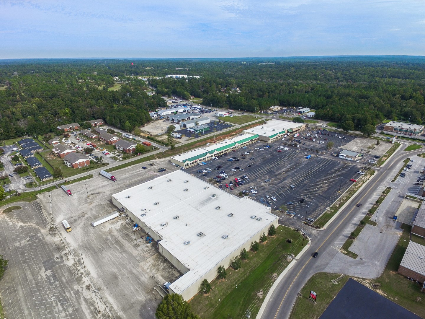 Roses Anchored Shopping Center, Brewton, AL Marketplace