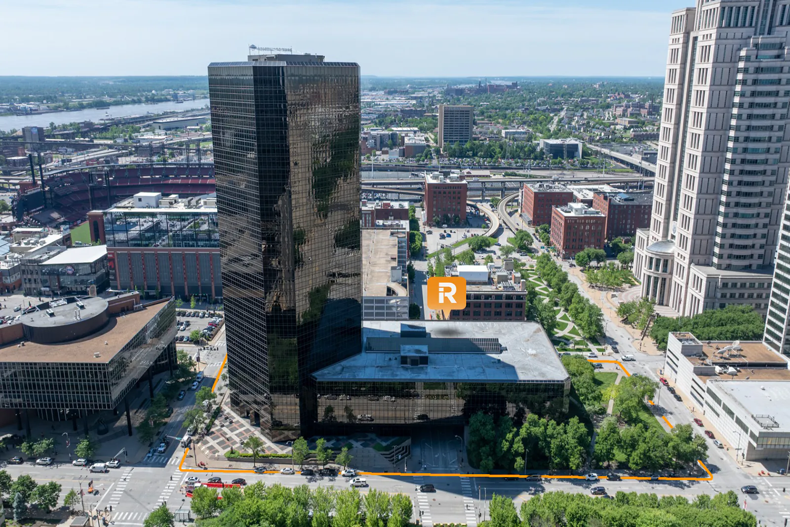 Bank of America Plaza Sells for $9.5M, Nearly Five Times Its Starting Bid